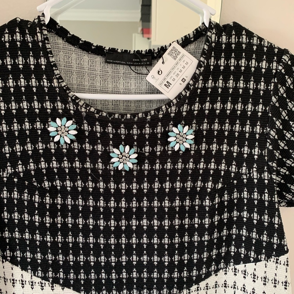 Black Patter Dress - Picture 5 of 7